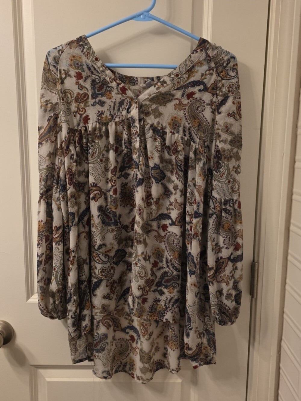 Ecote small fall sheer blouse paisley